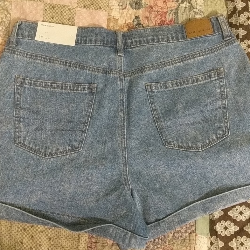 American Eagle shorts - Picture 2 of 3